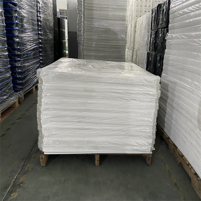 White Color Corrugated Plastic Sheets 4x8 PP Fluted Customized Extruded